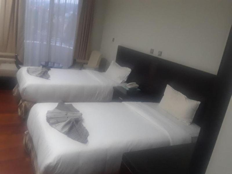 Southern Addis Hotel エクステリア 写真