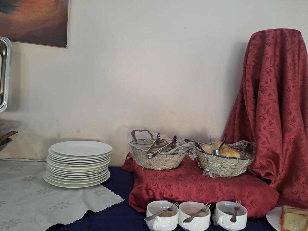 Southern Addis Hotel エクステリア 写真