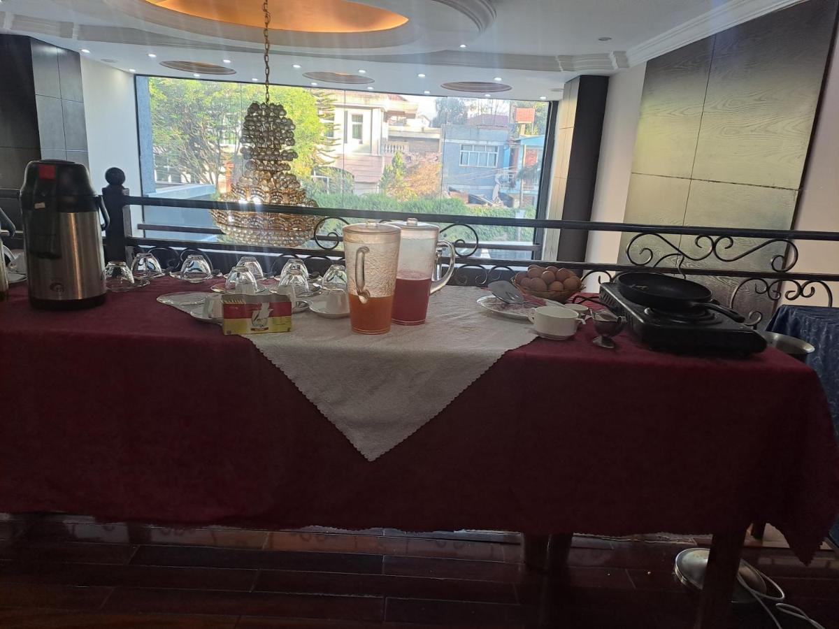 Southern Addis Hotel エクステリア 写真